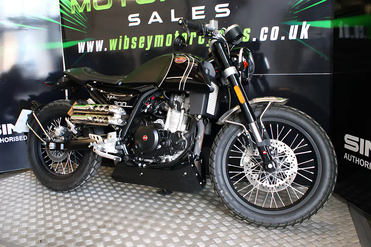 Used 2021 Fb Mondial HPS300 Black - Interior and Exterior details 17