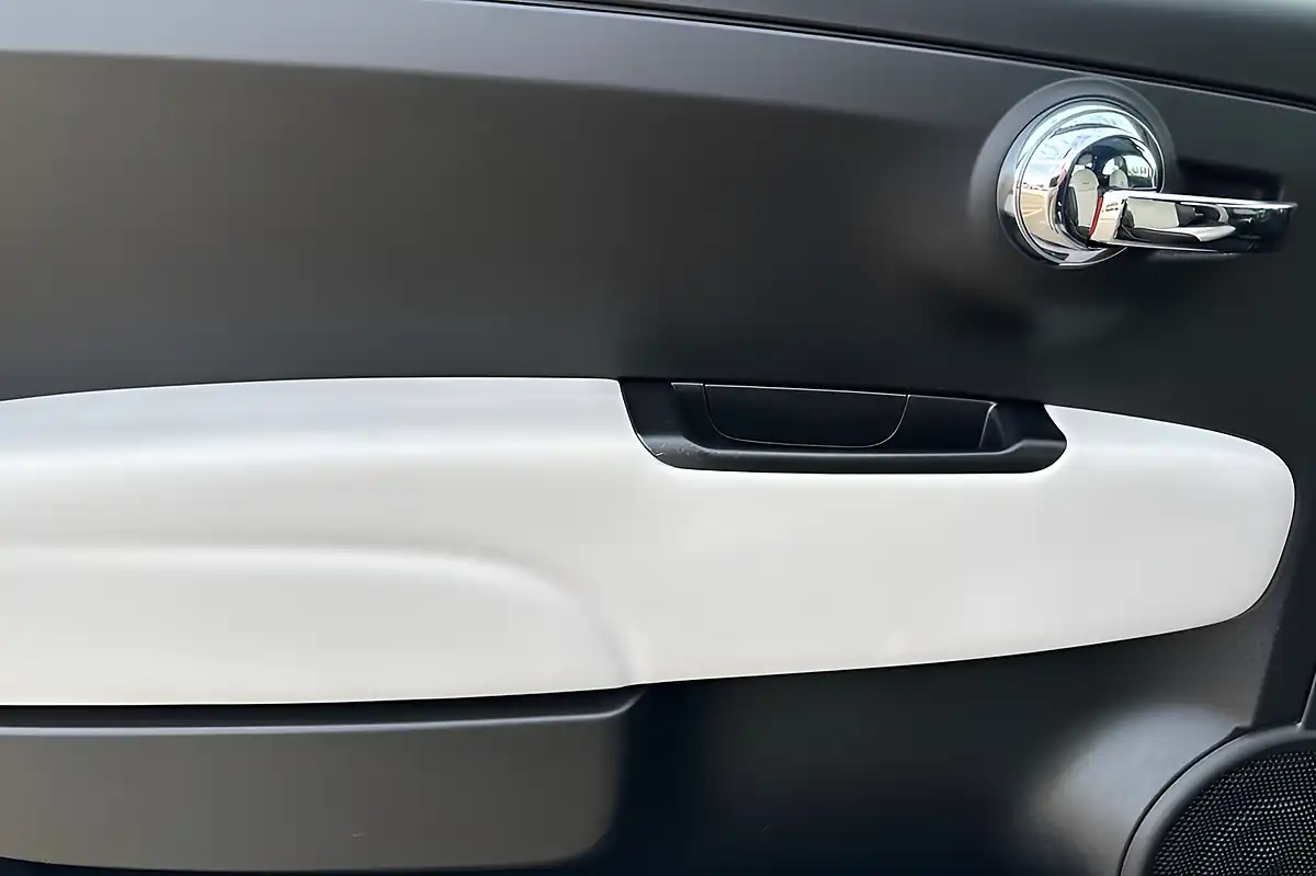 Used 2021 Fiat 500 Dolcevita Blue - Interior and Exterior details 13