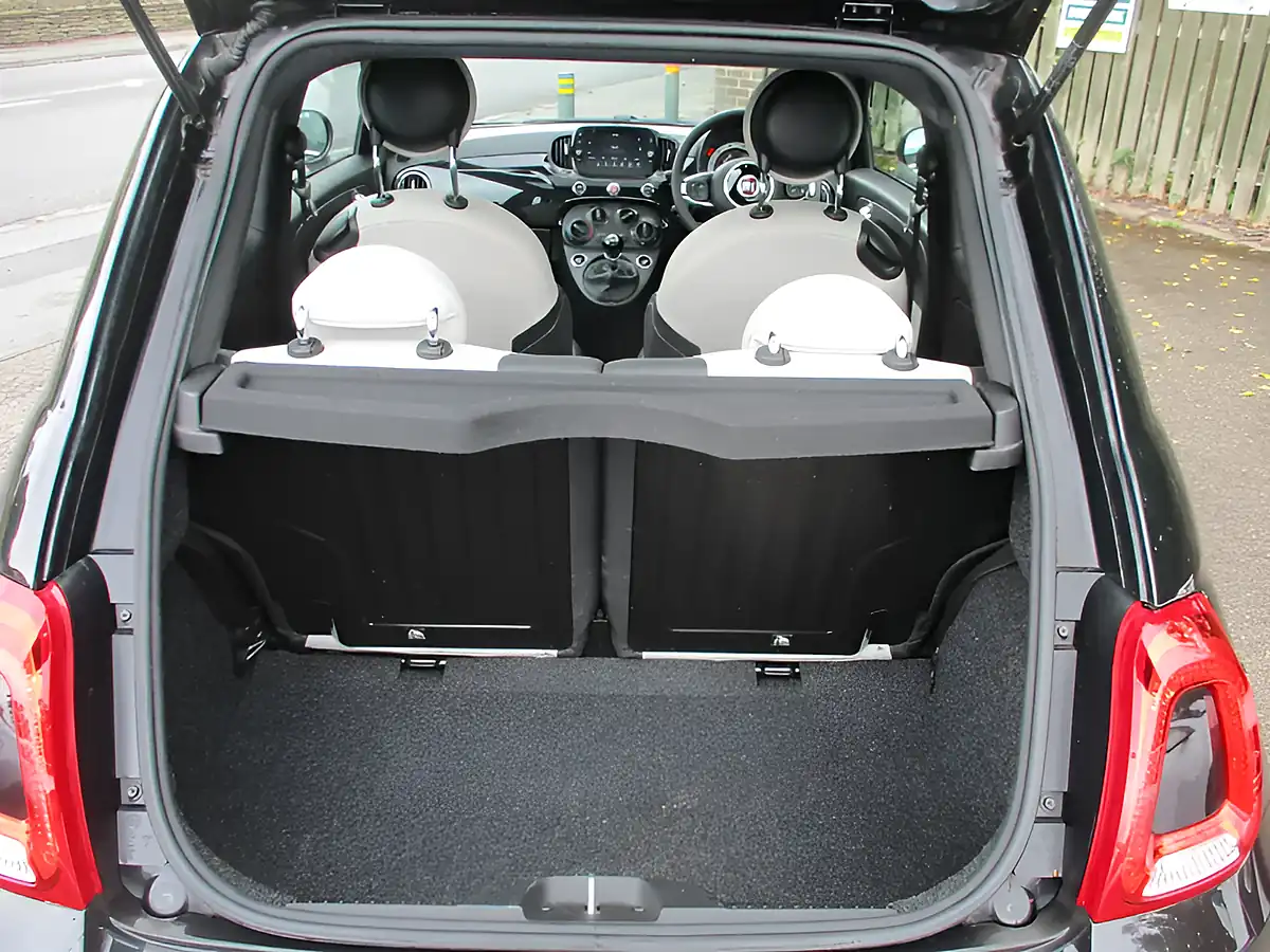 Used 2021 Fiat 500 Dolcevita Crossover Black - Interior and Exterior details 16