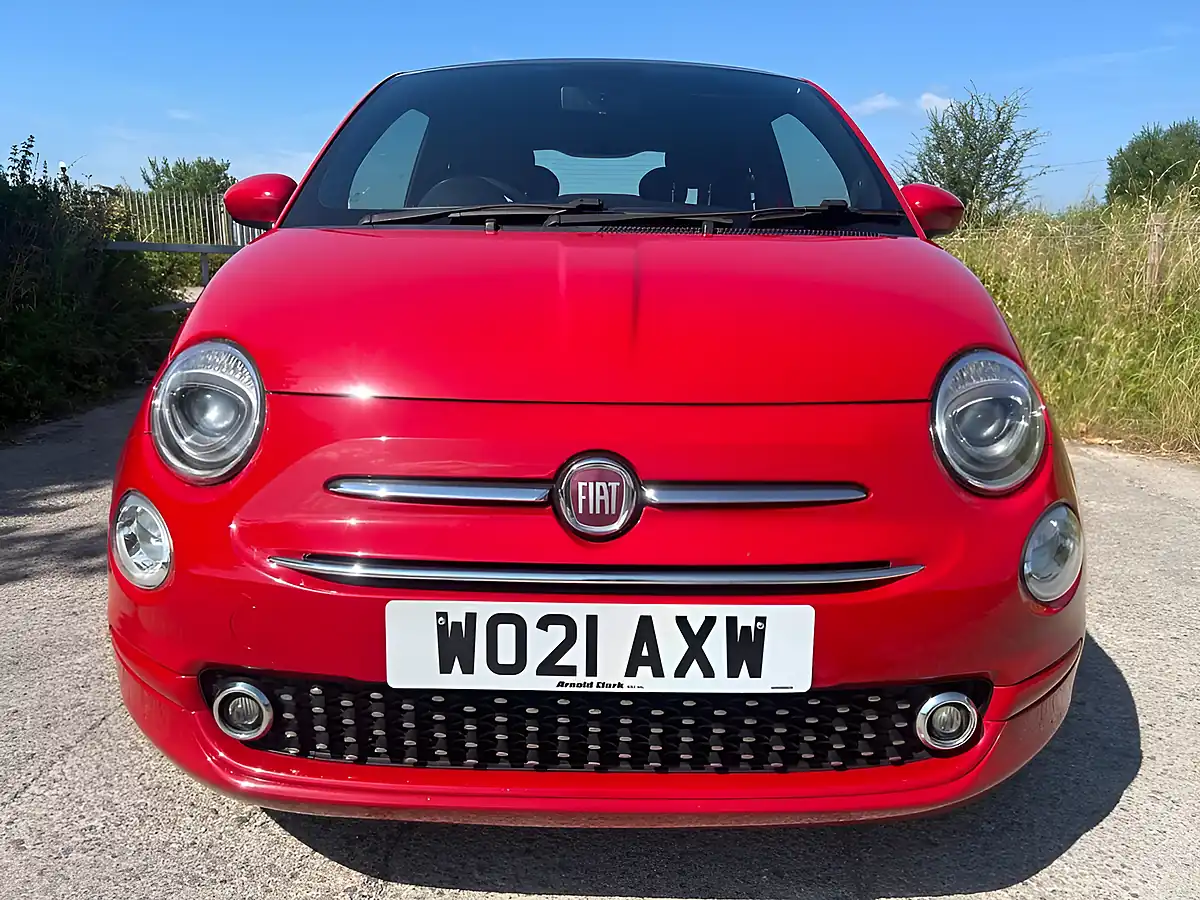 Used 2021 Fiat 500 Lounge Red - Interior and Exterior details 7