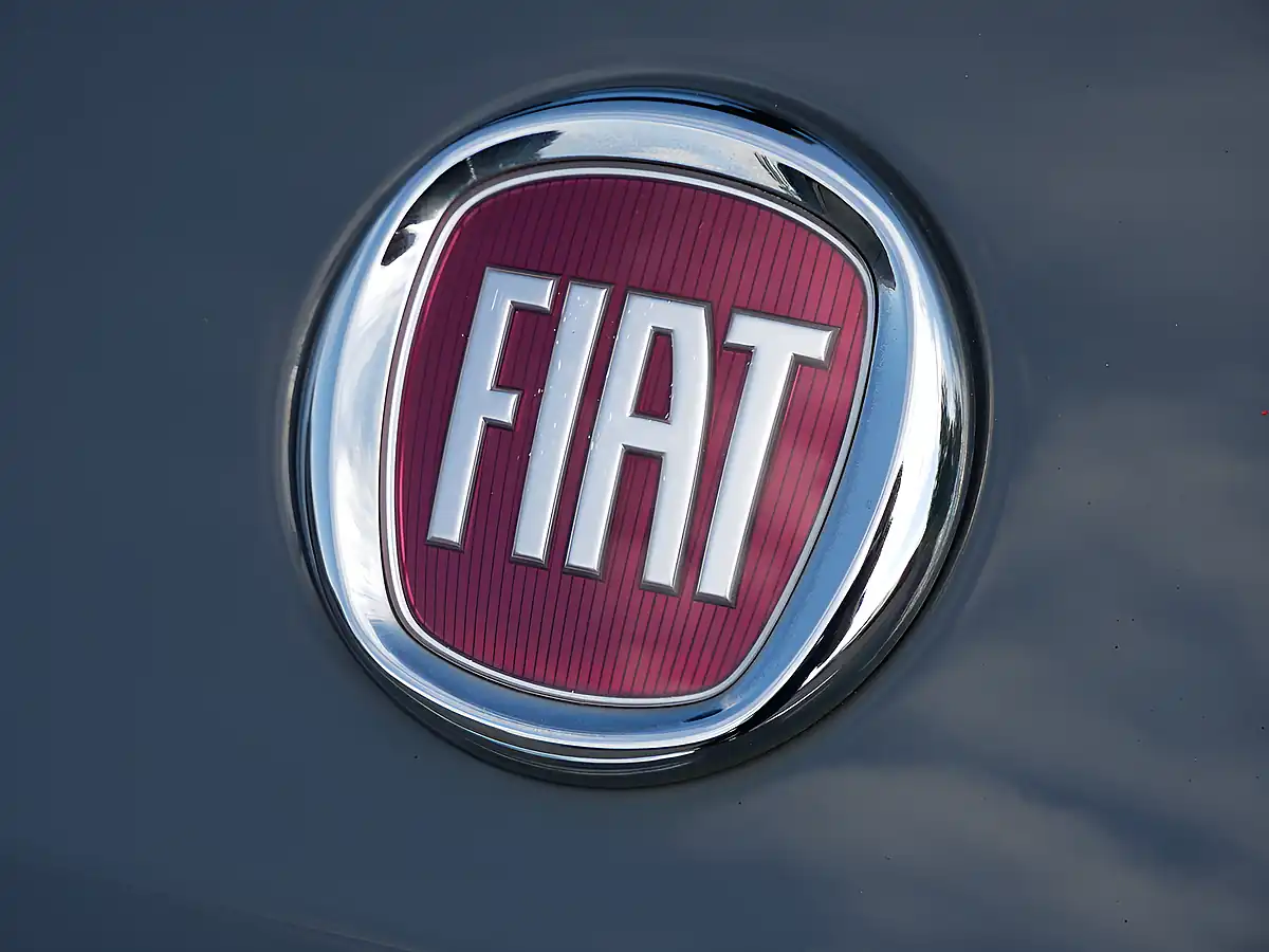 Used 2021 Fiat 500 Lounge Tech House Grey - Interior and Exterior details 20