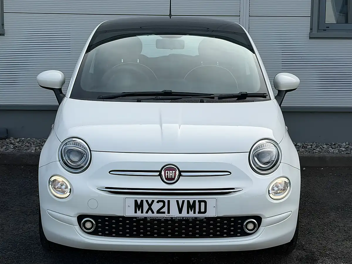 Used 2021 Fiat 500 Lounge White - Interior and Exterior details 3