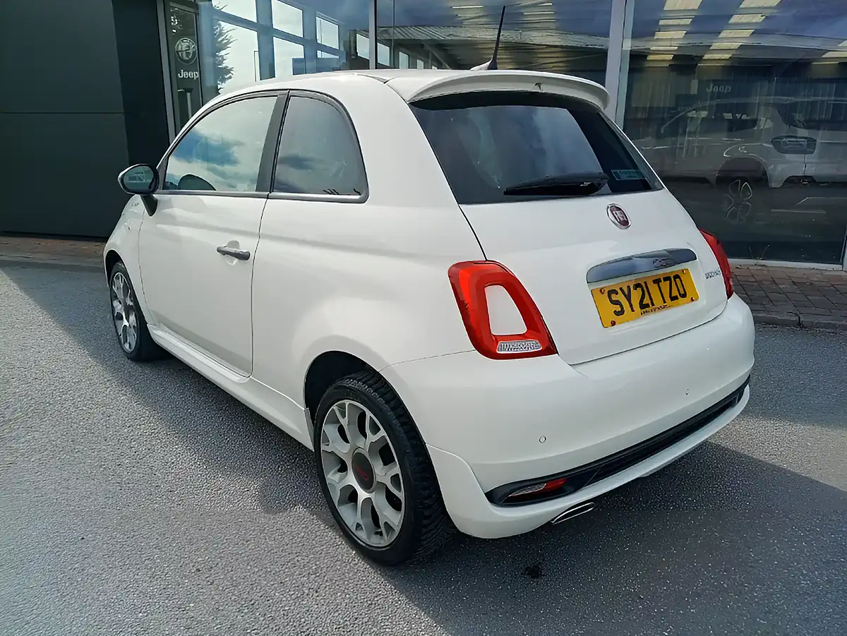 Used 2021 Fiat 500 Sport Bossa Nova White - Interior and Exterior details 4
