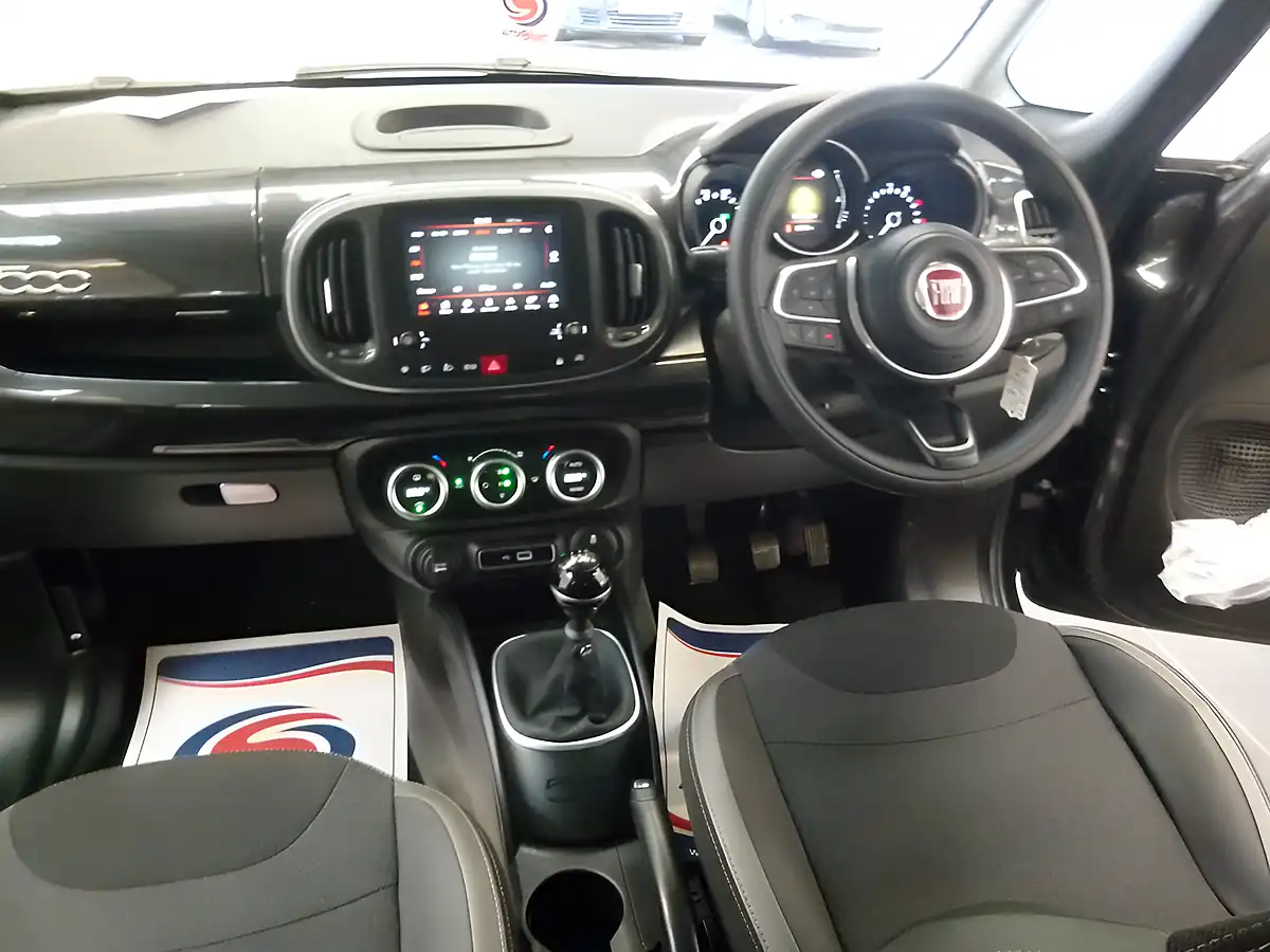 Used 2021 Fiat 500L Cross Grey - Interior and Exterior details 15