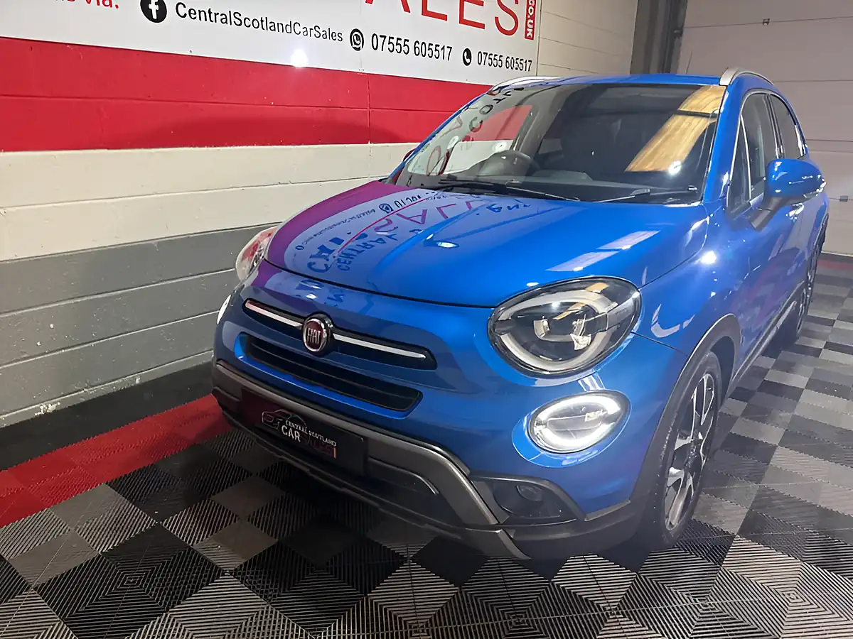 Used 2021 Fiat 500X Cross Plus Blue - Interior and Exterior details 7