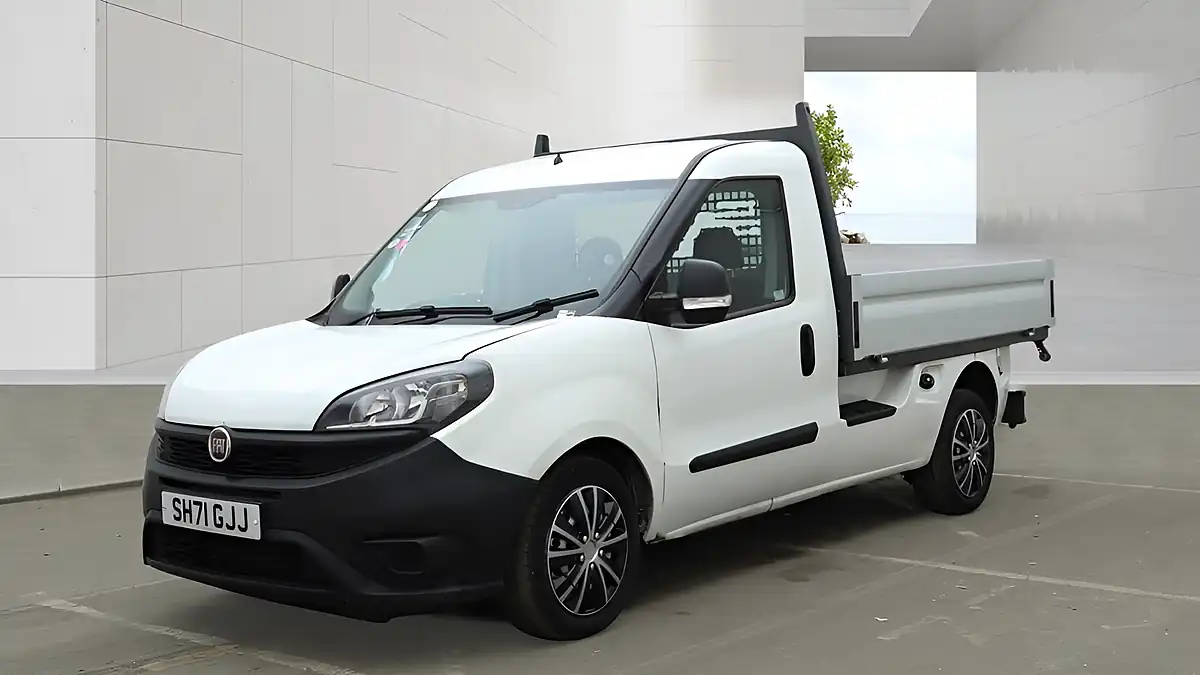 Used 2021 Fiat Doblo Cargo Lwb Work Up Dropside White - Interior and Exterior details 2