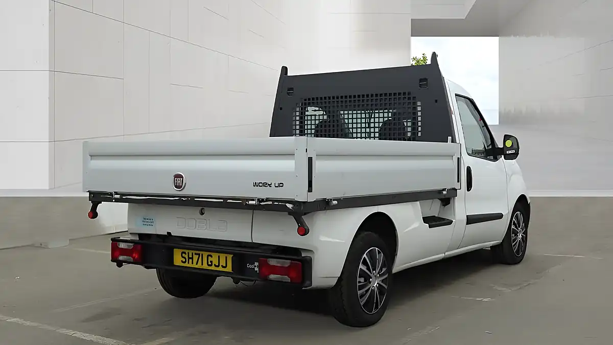 Used 2021 Fiat Doblo Cargo Lwb Work Up Dropside White - Interior and Exterior details 5