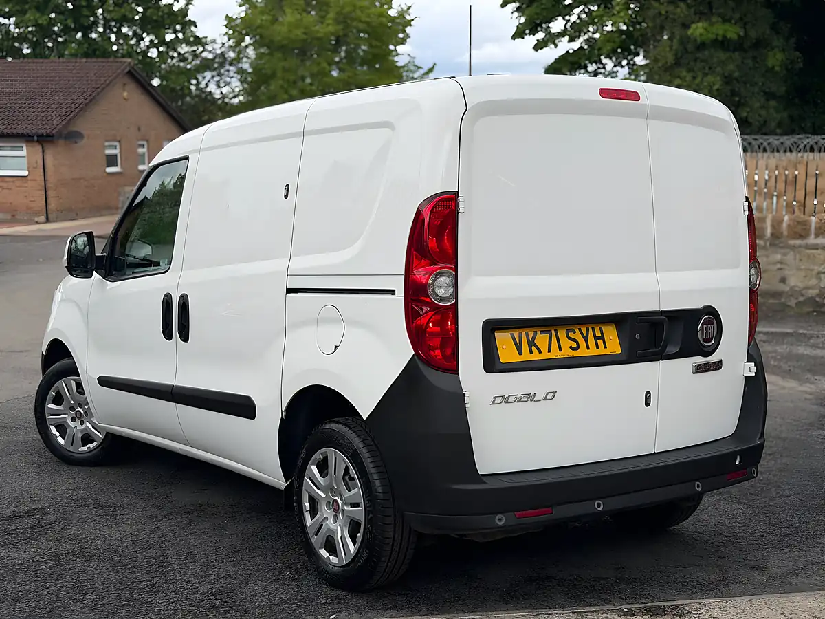 Used 2021 Fiat Doblo Tecnico White - Interior and Exterior details 7