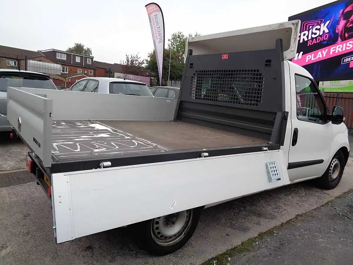 Used 2021 Fiat Doblo Work Up L2 White - Interior and Exterior details 5