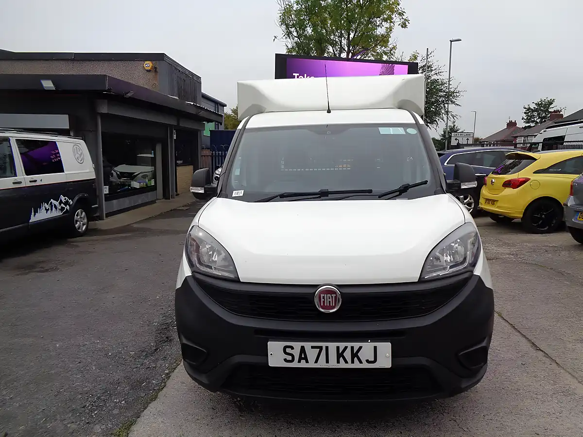 Used 2021 Fiat Doblo Work Up L2 White - Interior and Exterior details 7