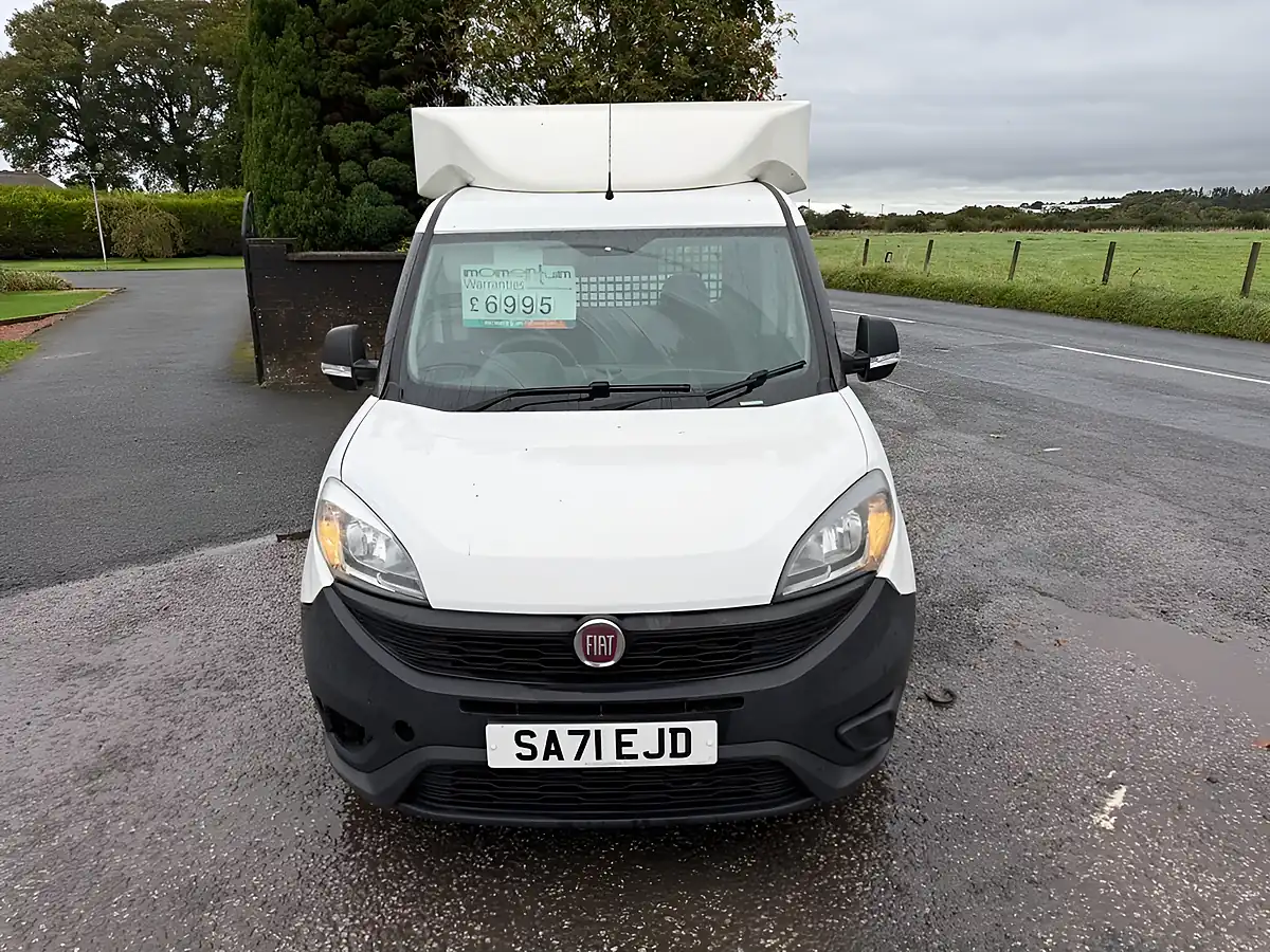 Used 2021 Fiat Doblo Work Up White - Interior and Exterior details 10