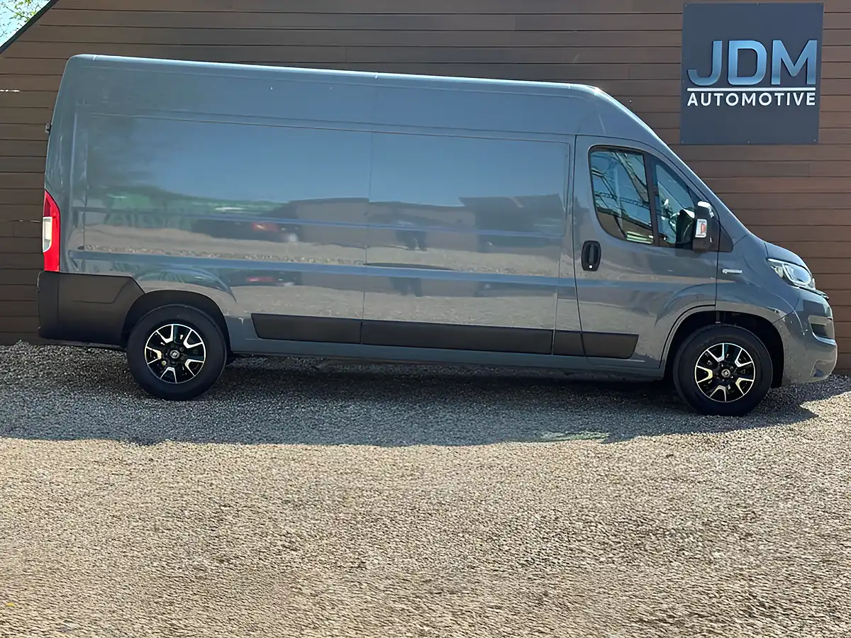 Used 2021 Fiat Ducato 35 Grey - Interior and Exterior details 2