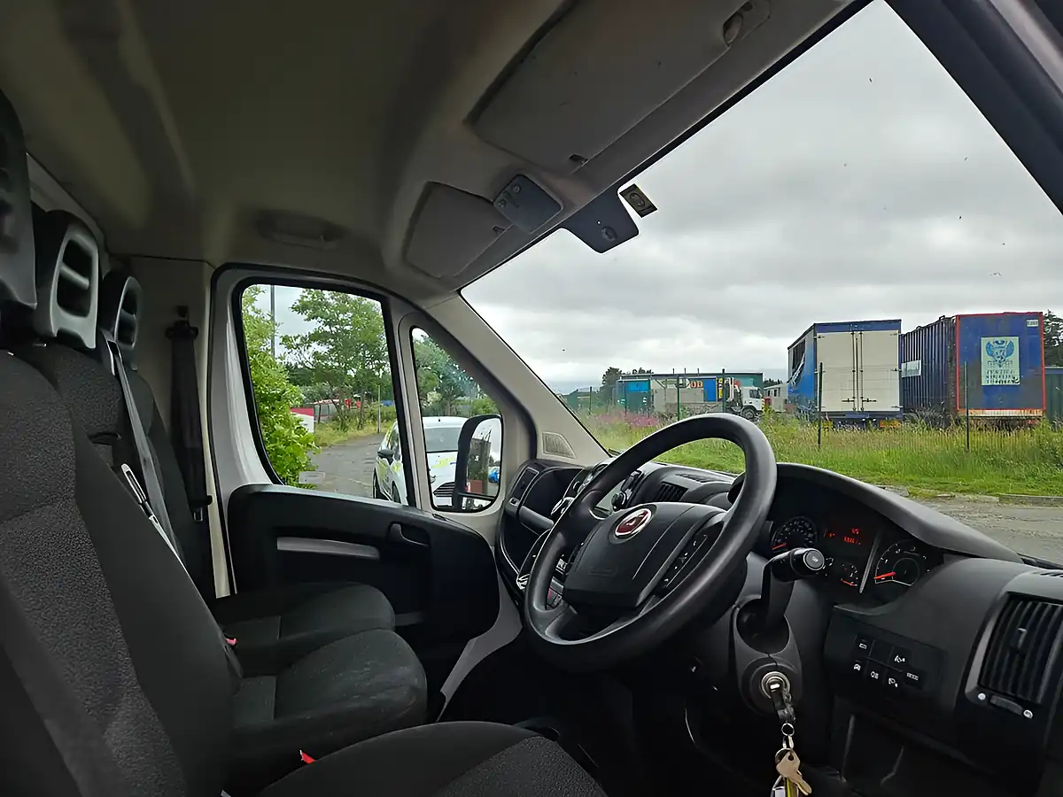 Used 2021 Fiat Ducato 35 Low Loader White - Interior and Exterior details 11