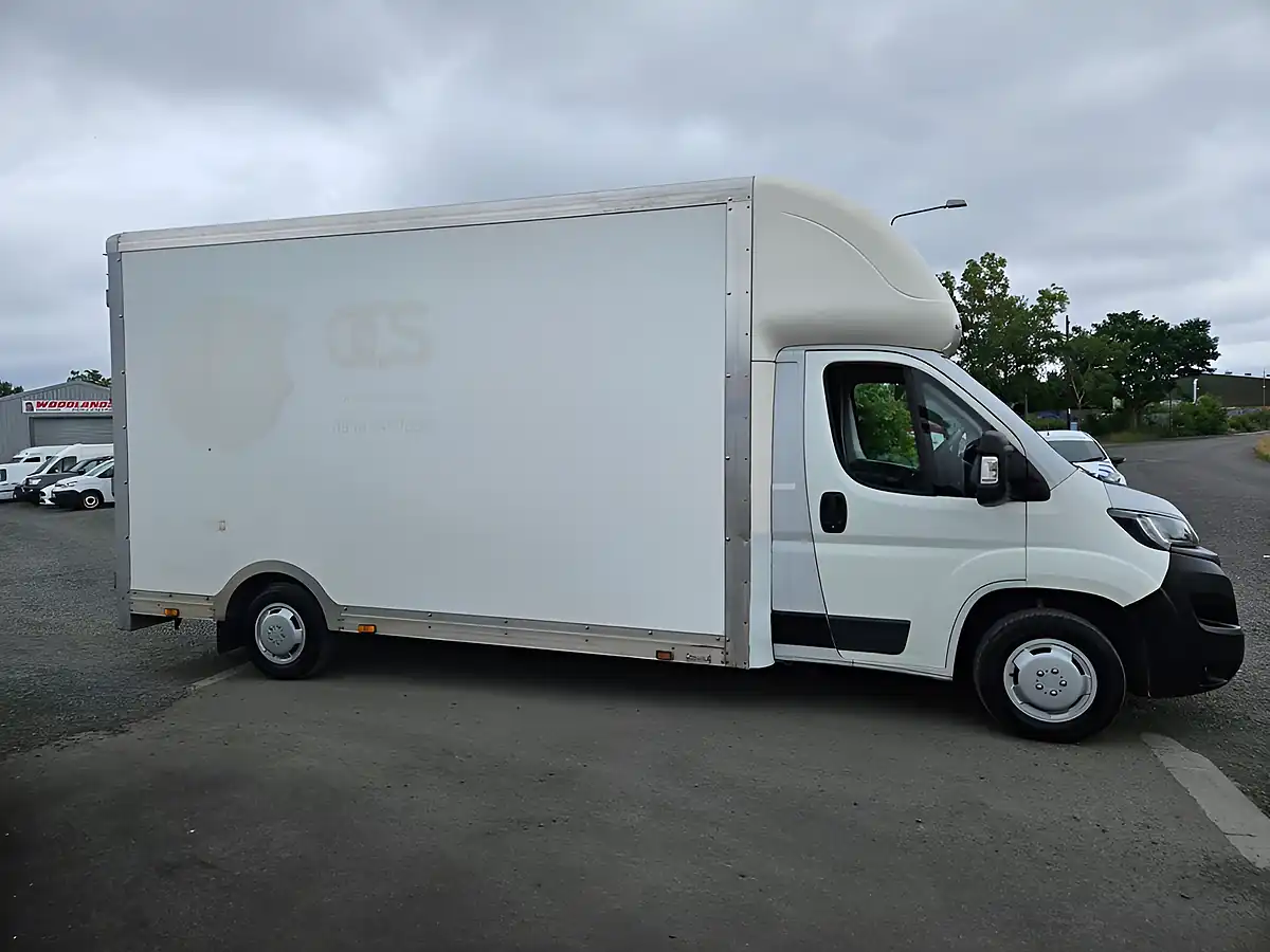 Used 2021 Fiat Ducato 35 Low Loader White - Interior and Exterior details 2