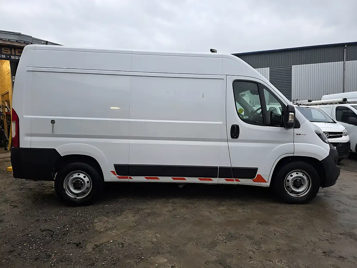Used 2021 Fiat Ducato 35 Maxi White - Interior and Exterior details 8