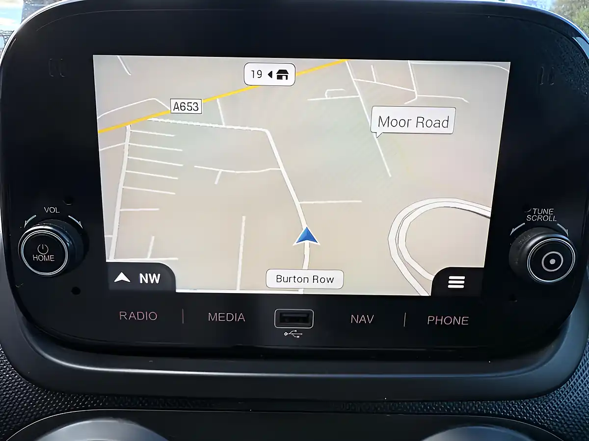 Used 2021 Fiat Fiorino Tecnico Black - Interior and Exterior details 16