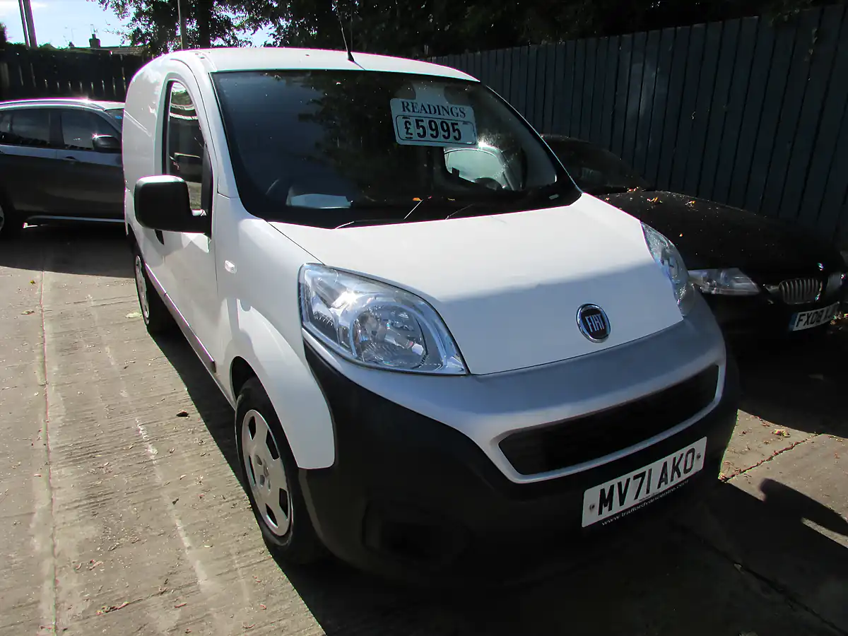 Used 2021 Fiat Fiorino Tecnico White - Interior and Exterior details 2