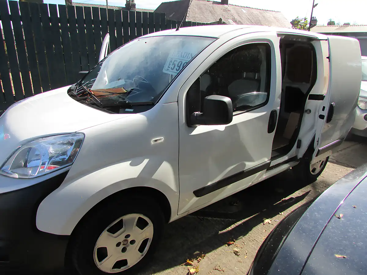 Used 2021 Fiat Fiorino Tecnico White - Interior and Exterior details 9
