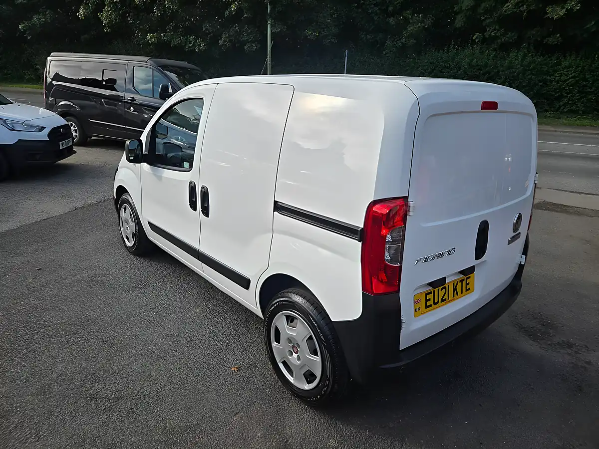 Used 2021 Fiat Fiorino Tecnico White - Interior and Exterior details 8