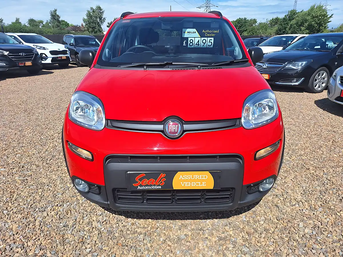Used 2021 Fiat Panda City Life Red - Interior and Exterior details 11