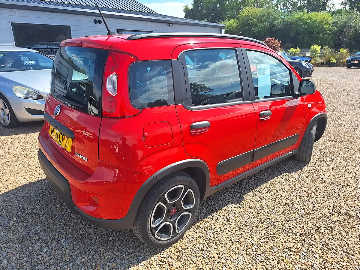 Used 2021 Fiat Panda City Life Red - Interior and Exterior details 13