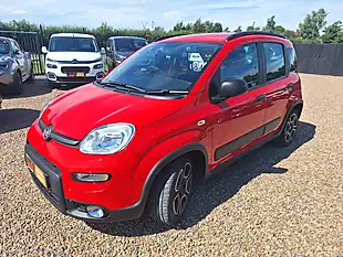 Used 2021 Fiat Panda City Life Red - Interior and Exterior details 8