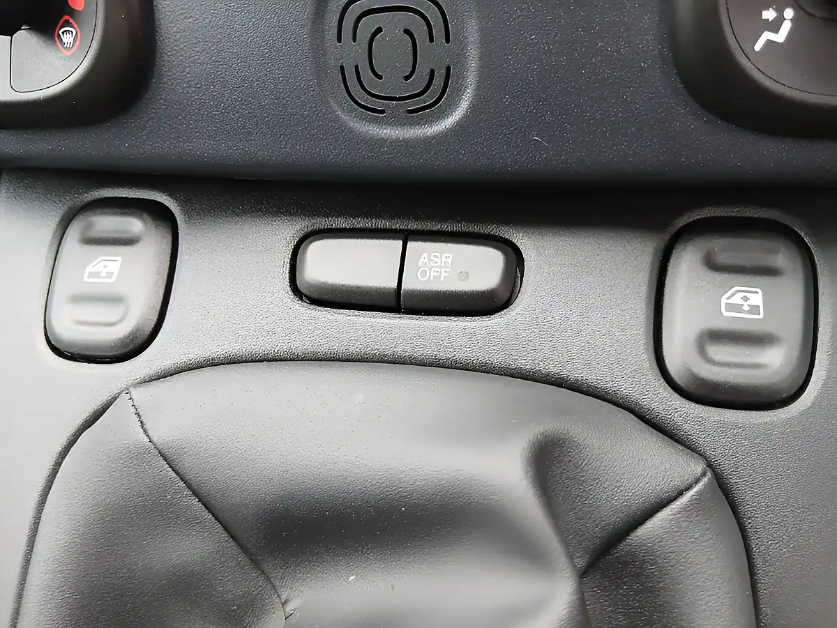Used 2021 Fiat Panda Red - Interior and Exterior details 16