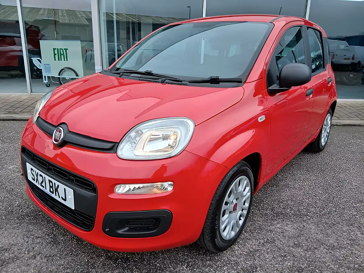 Used 2021 Fiat Panda Red - Interior and Exterior details 5