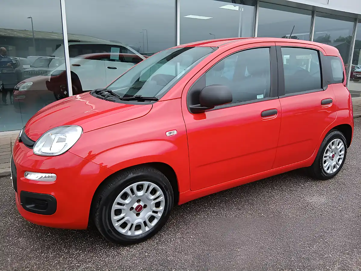 Used 2021 Fiat Panda Red - Interior and Exterior details 7