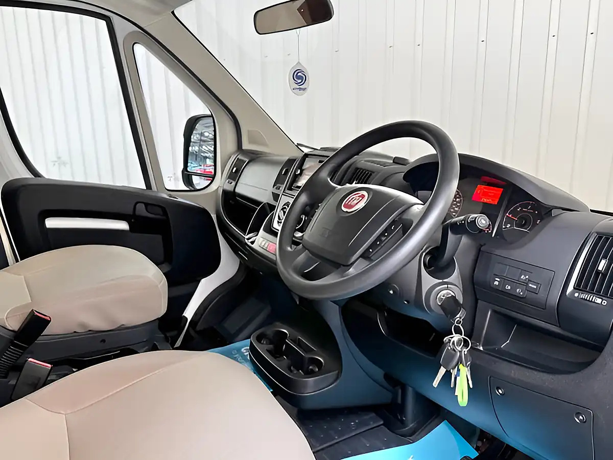 Used 2021 Fiat Roller Team Autoroller 259 Rambler White - Interior and Exterior details 7