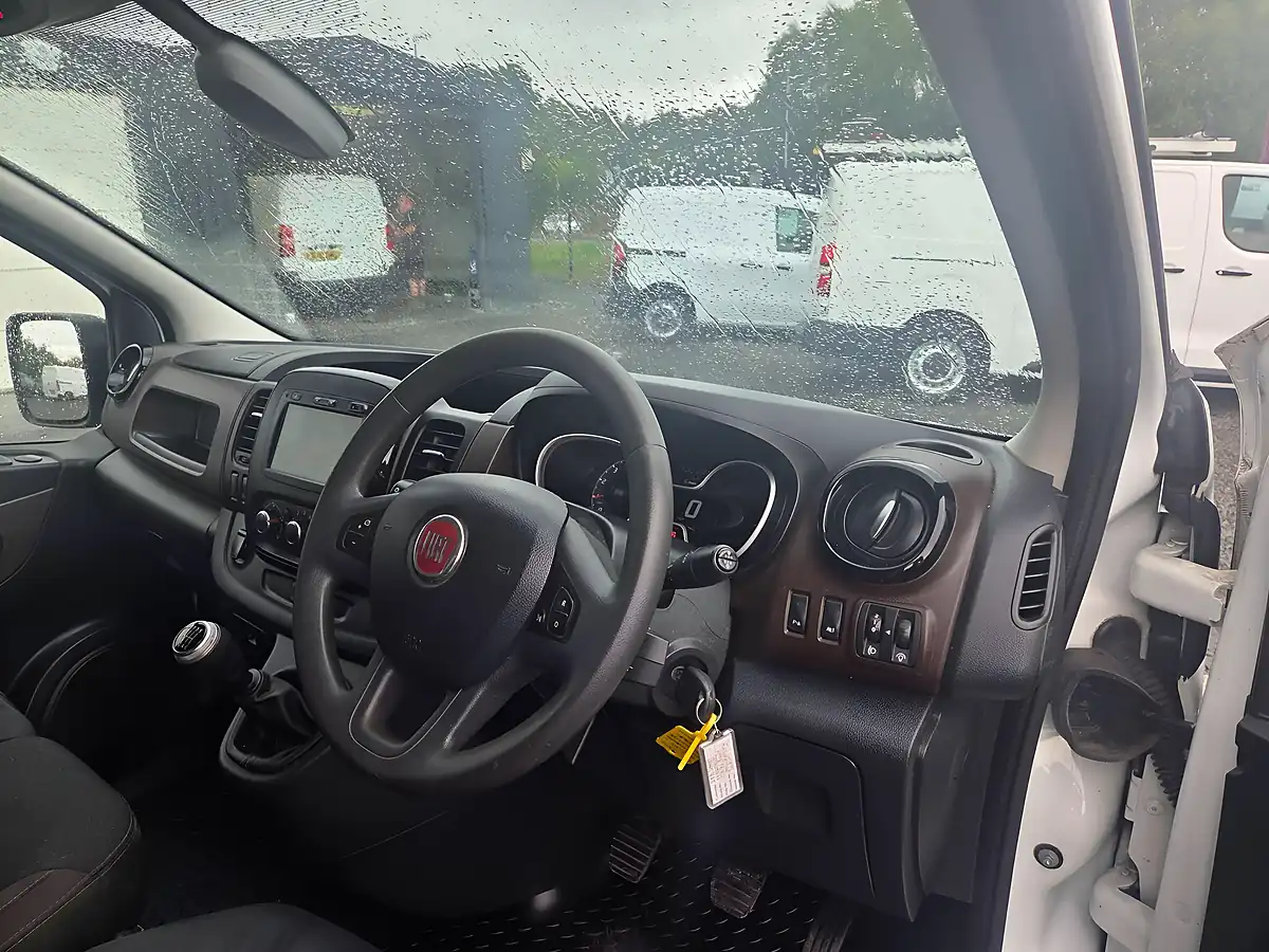 Used 2021 Fiat Talento Tecnico L2 H1 White - Interior and Exterior details 14
