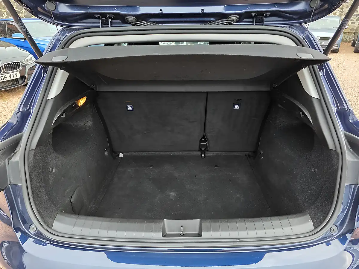 Used 2021 Fiat Tipo Hatchback Mediterranean Blue Pearl - Interior and Exterior details 13