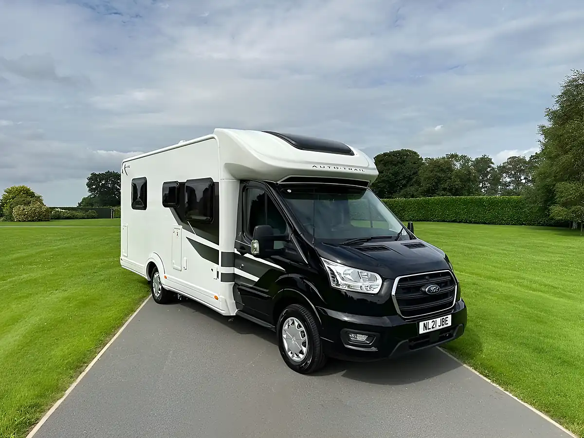 Used 2021 Ford Auto Trail Transit F-Line 74 Black - Front View