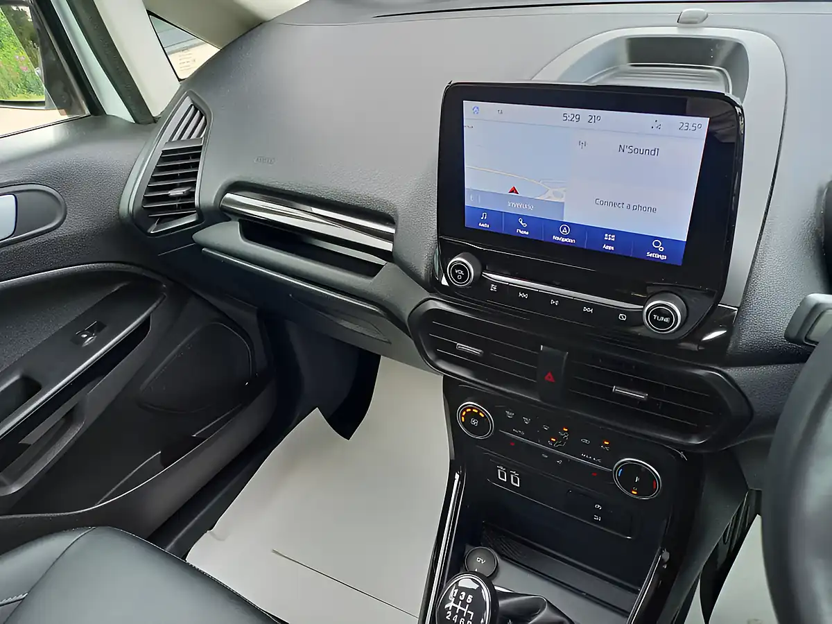 Used 2021 Ford Ecosport Active White - Interior and Exterior details 13