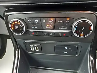 Used 2021 Ford Ecosport Active White - Interior and Exterior details 18