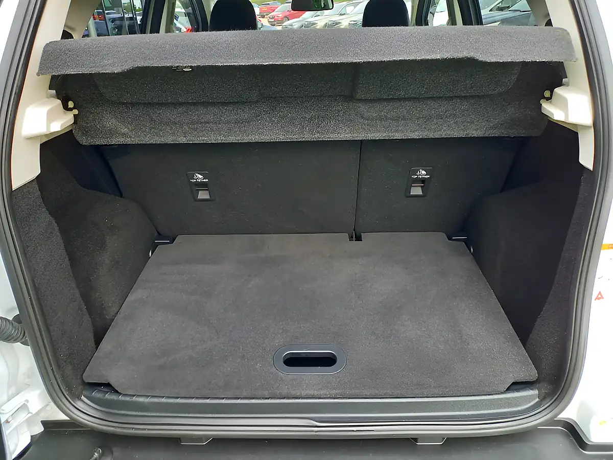 Used 2021 Ford Ecosport Active White - Interior and Exterior details 7
