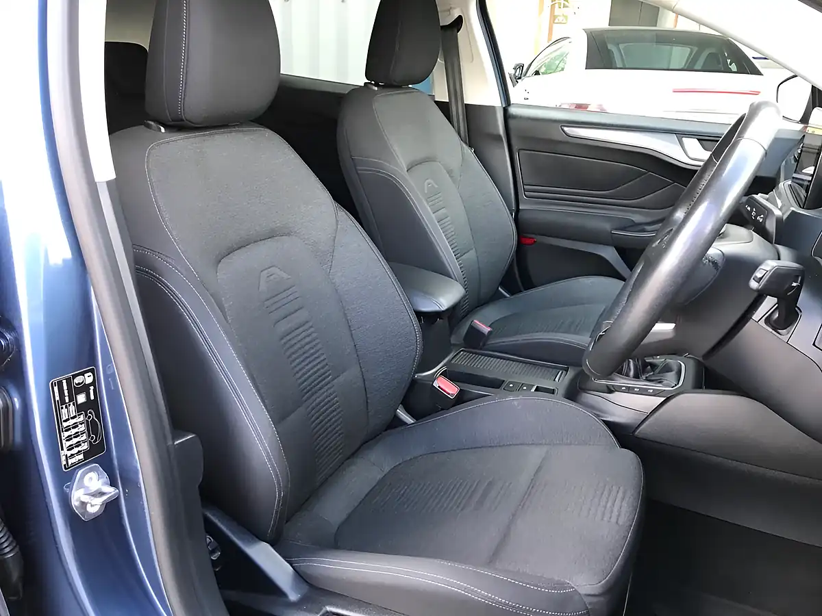 Used 2021 Ford Focus Active Edition Blue - Interior and Exterior details 12