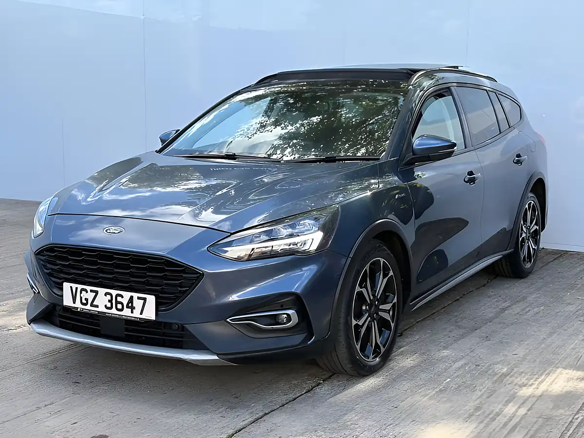 Used 2021 Ford Focus Active X Chrome Blue - Interior and Exterior details 14