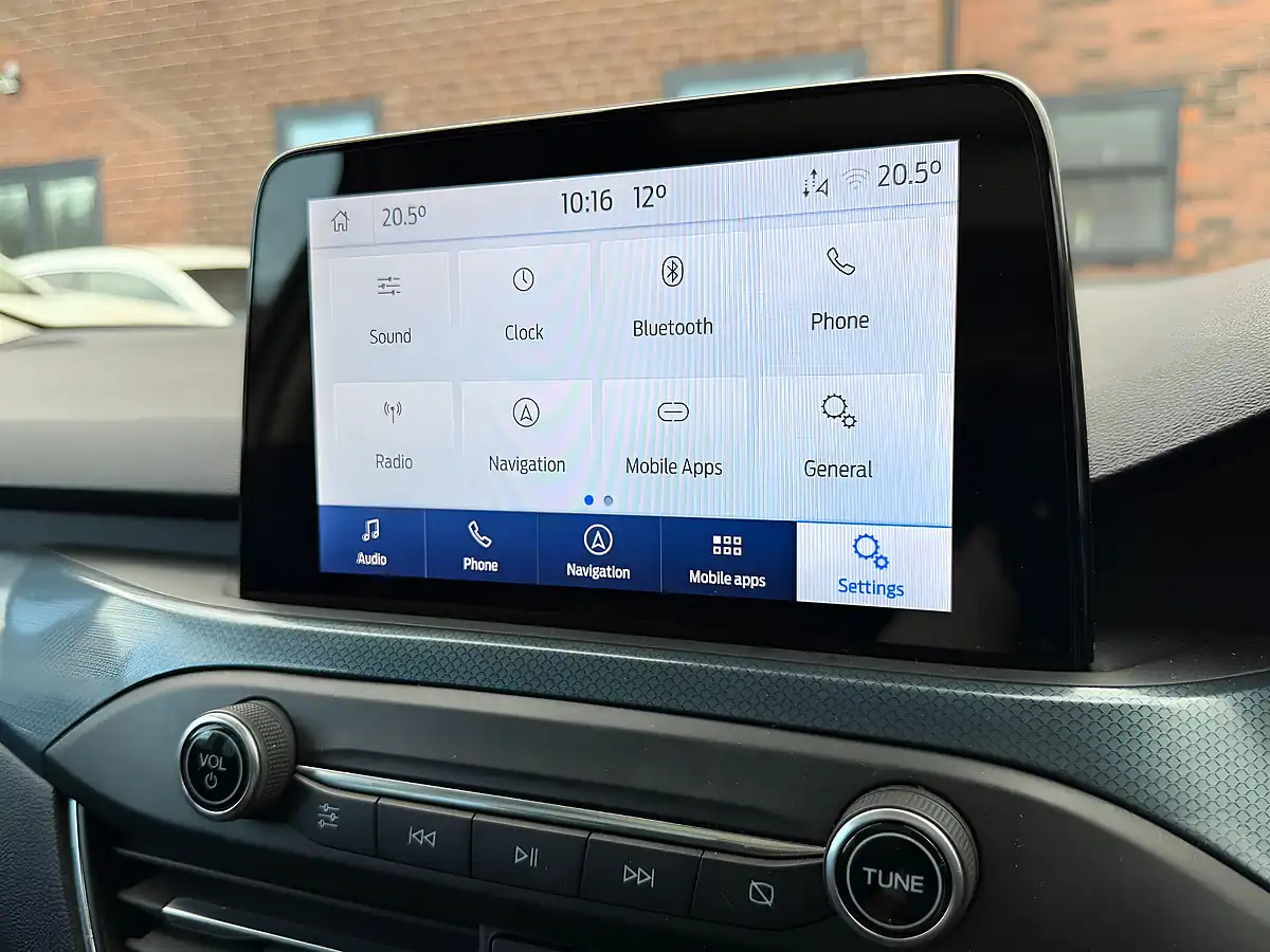 Used 2021 Ford Focus Active X Frozen White - Interior and Exterior details 19