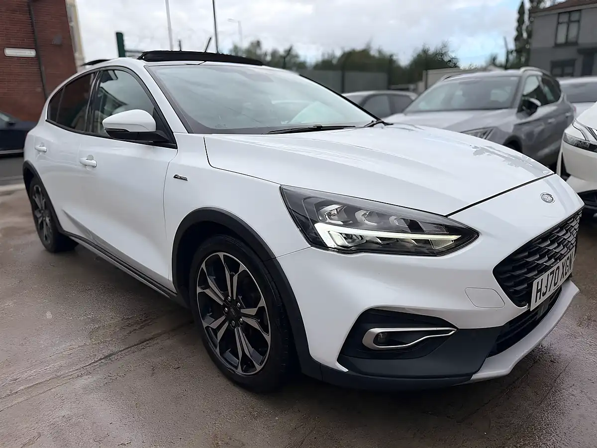 Used 2021 Ford Focus Active X Frozen White - Interior and Exterior details 4
