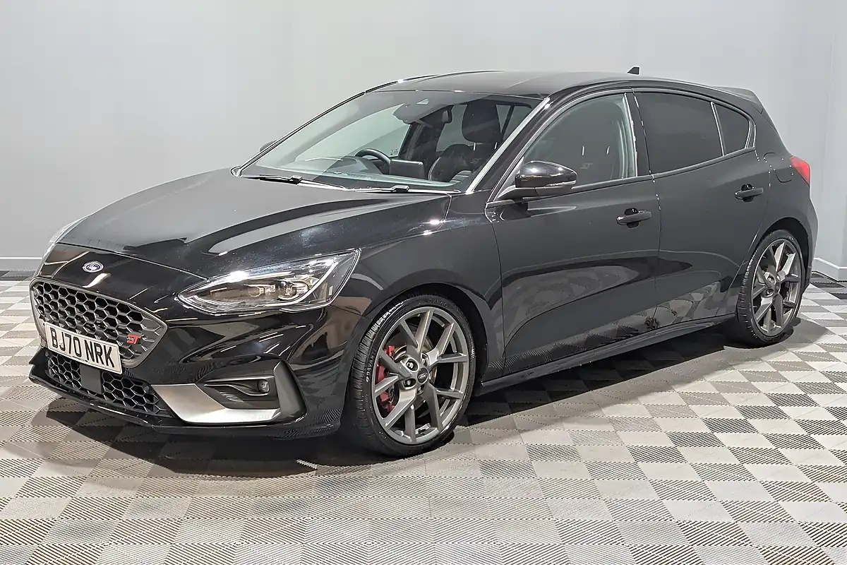 Used 2021 Ford Focus ST Black - Interior and Exterior details 4