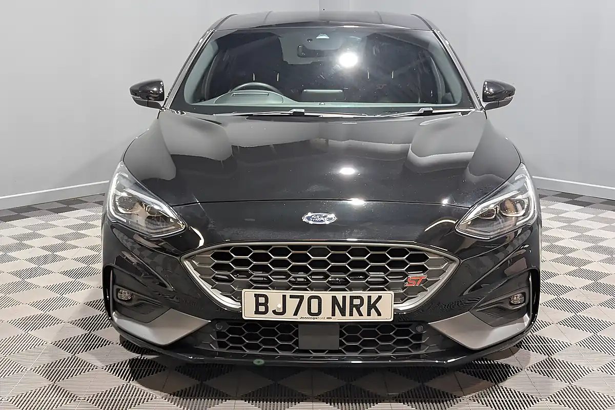 Used 2021 Ford Focus ST Black - Interior and Exterior details 5