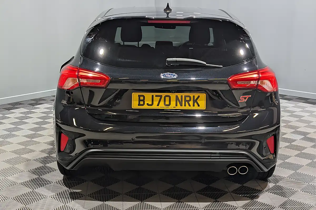 Used 2021 Ford Focus ST Black - Interior and Exterior details 8