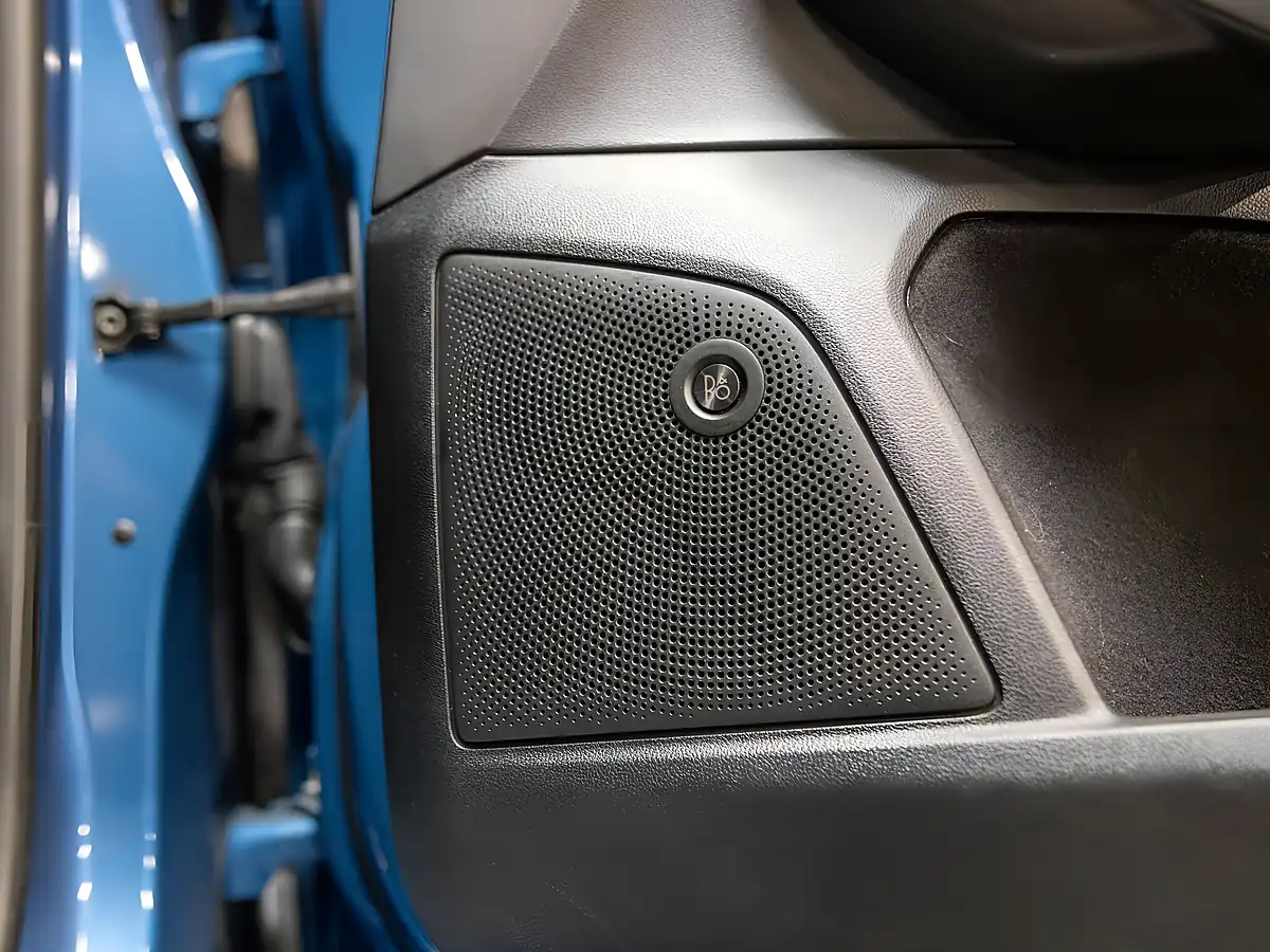 Used 2021 Ford Focus ST Blue - Interior and Exterior details 12