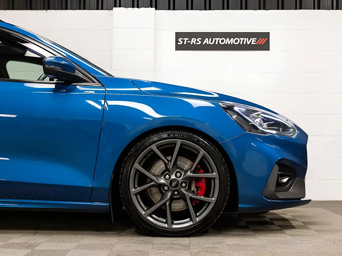 Used 2021 Ford Focus ST Blue - Interior and Exterior details 6