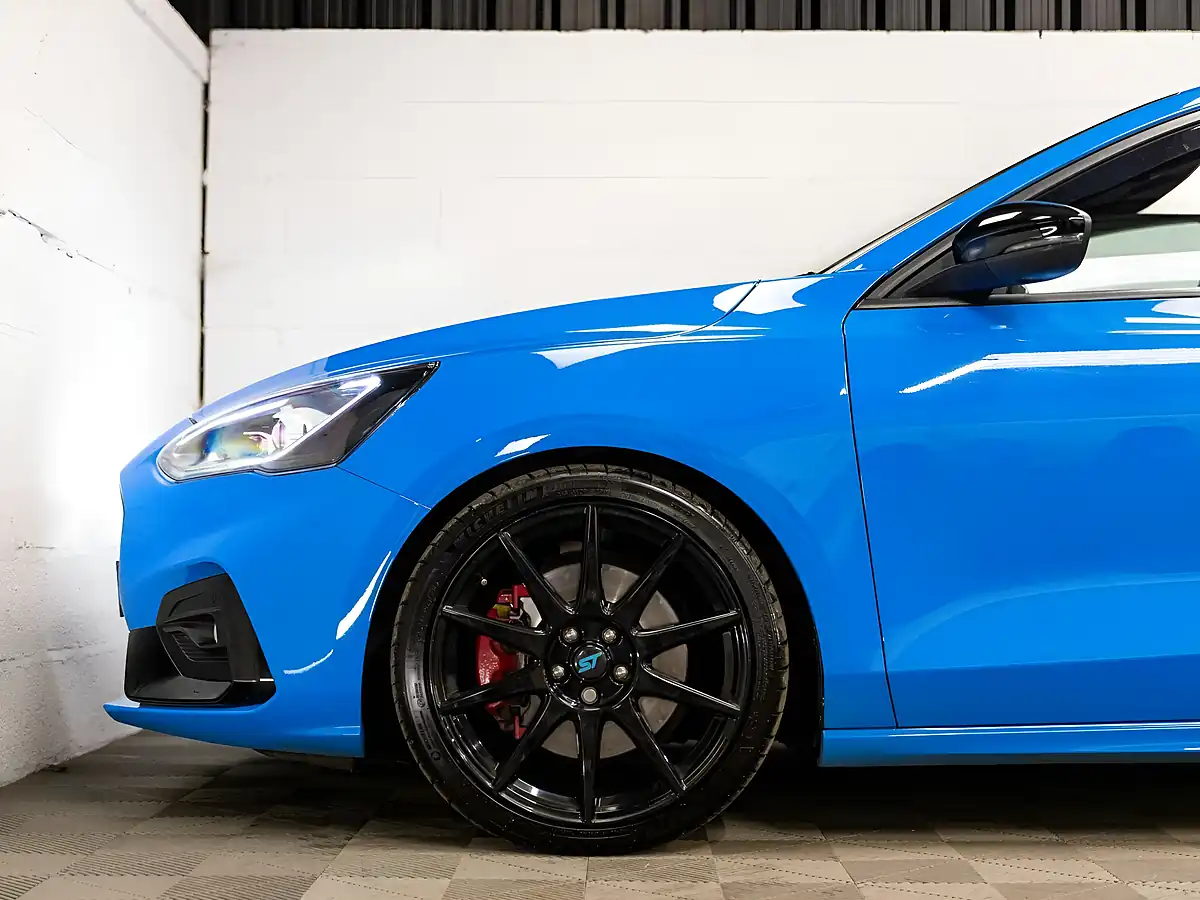Used 2021 Ford Focus ST Edition Azura Blue - Interior and Exterior details 15