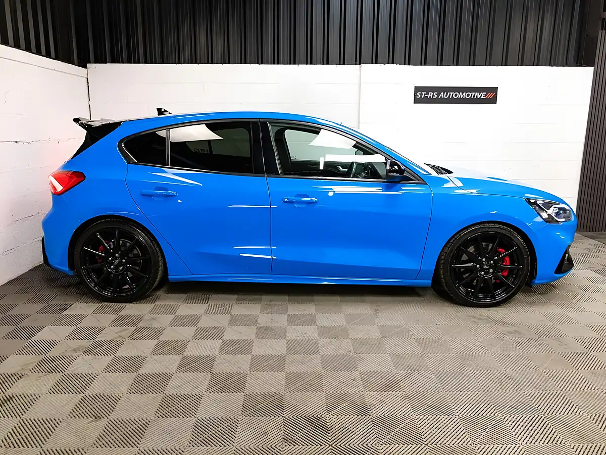 Used 2021 Ford Focus ST Edition Azura Blue - Interior and Exterior details 10