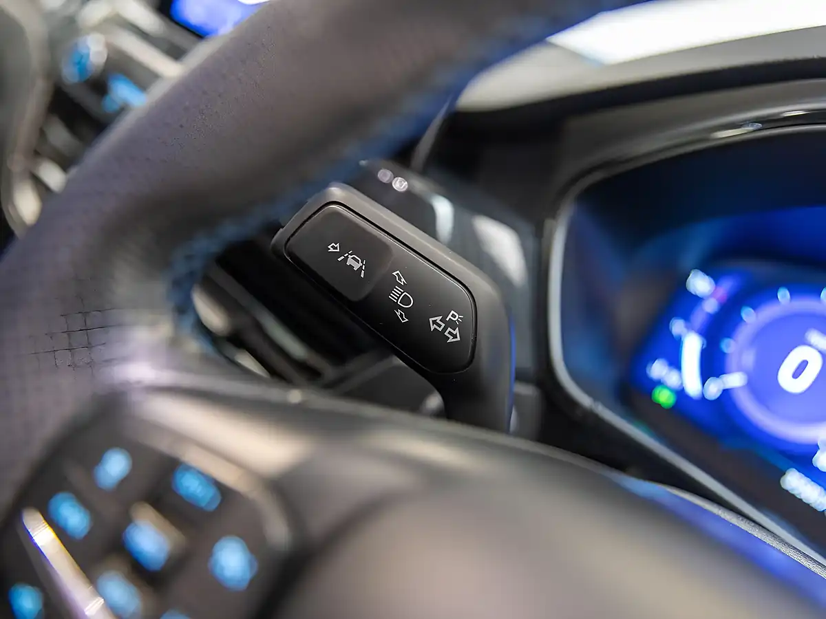 Used 2021 Ford Focus ST Edition Azura Blue - Interior and Exterior details 13