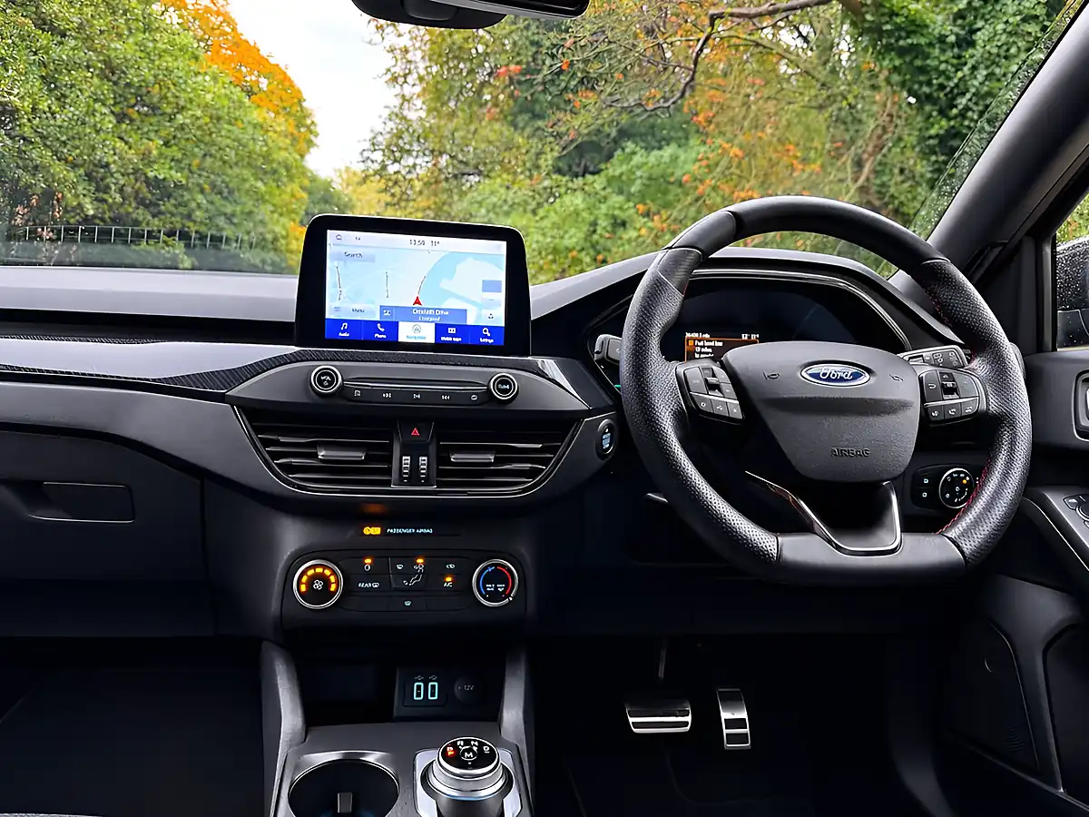 Used 2021 Ford Focus ST-Line Black - Interior and Exterior details 17