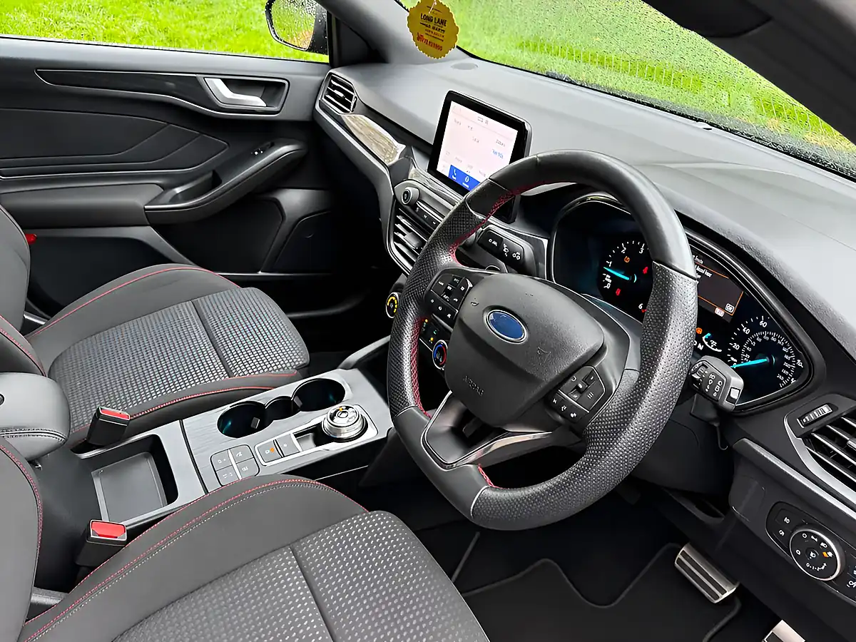 Used 2021 Ford Focus ST-Line Black - Interior and Exterior details 2